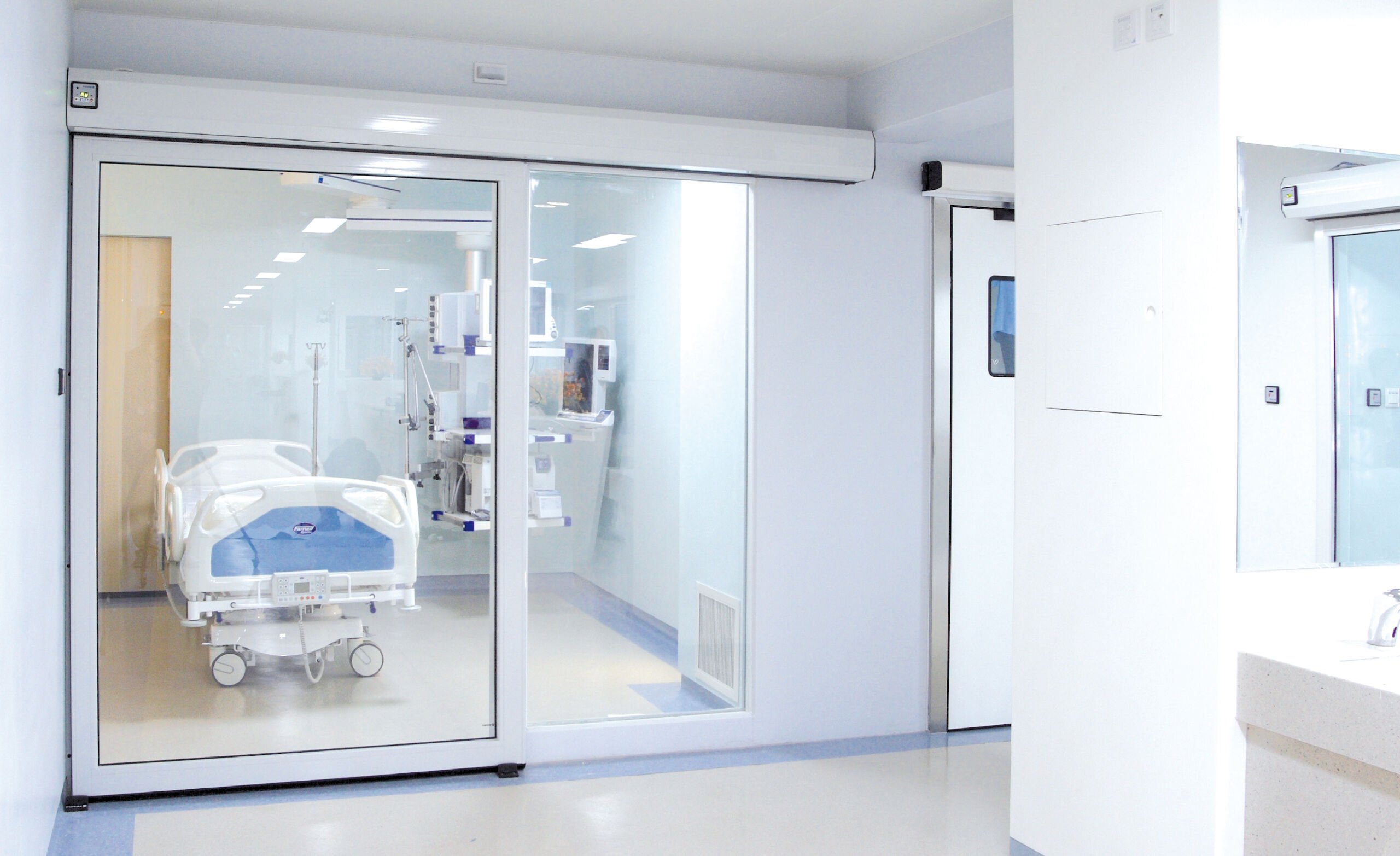 switchable glass per il settore sanitario, switch glass sanitario