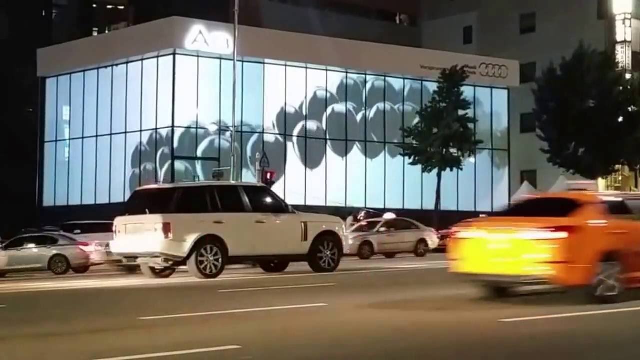 Vetrina interattiva e digital signage Brescia